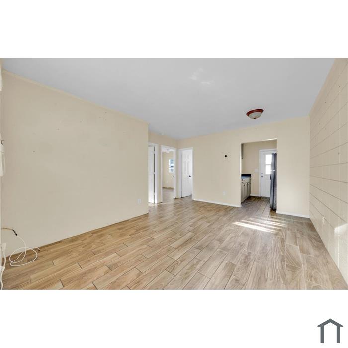 757 Roane Rd